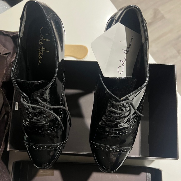 Ladies Cole Haan Heels - Picture 1 of 7